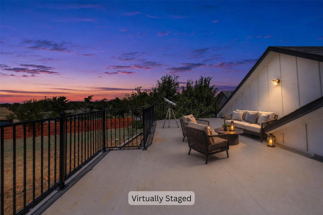 House in Elgin, Texas, United States 5 - 18713099