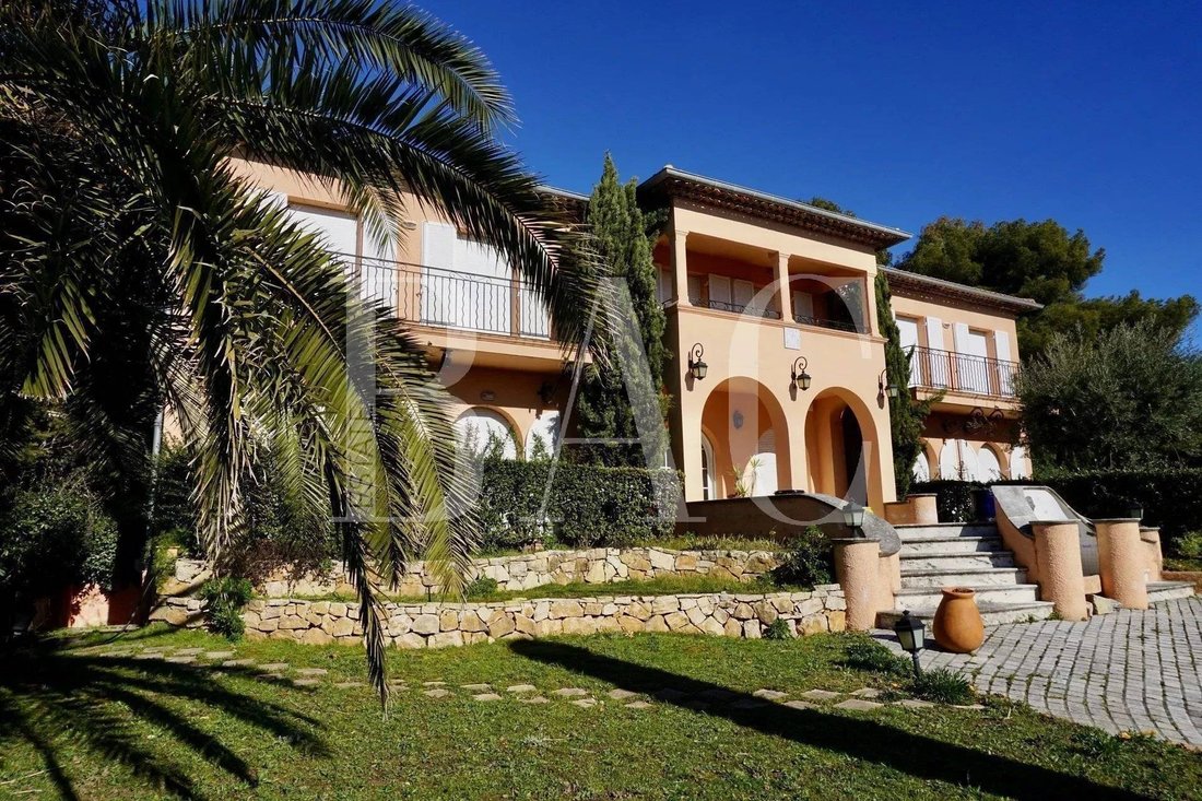 Villa en Ecarts, Roquebrune-sur-Argens, Francia 2 - 15622633