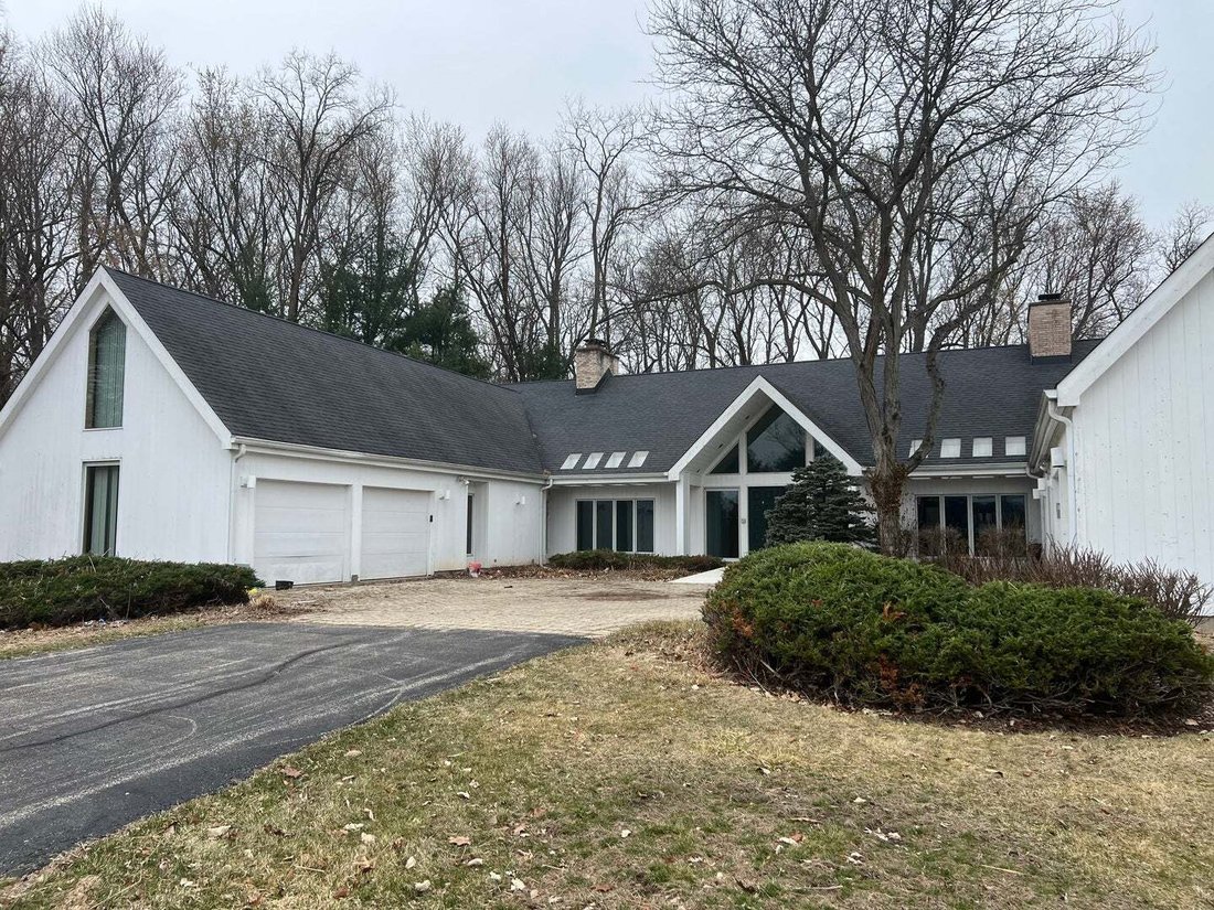 House in Crystal Lake, Illinois, United States 1 - 18703592