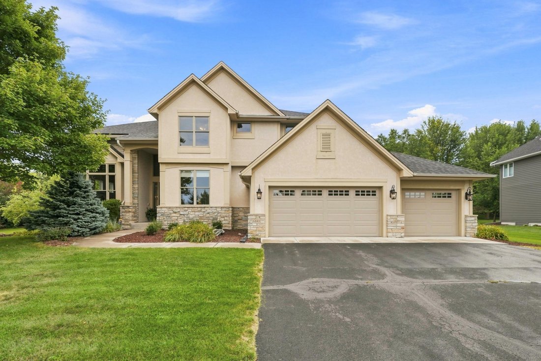 House in Chanhassen, Minnesota, United States 1 - 18713032