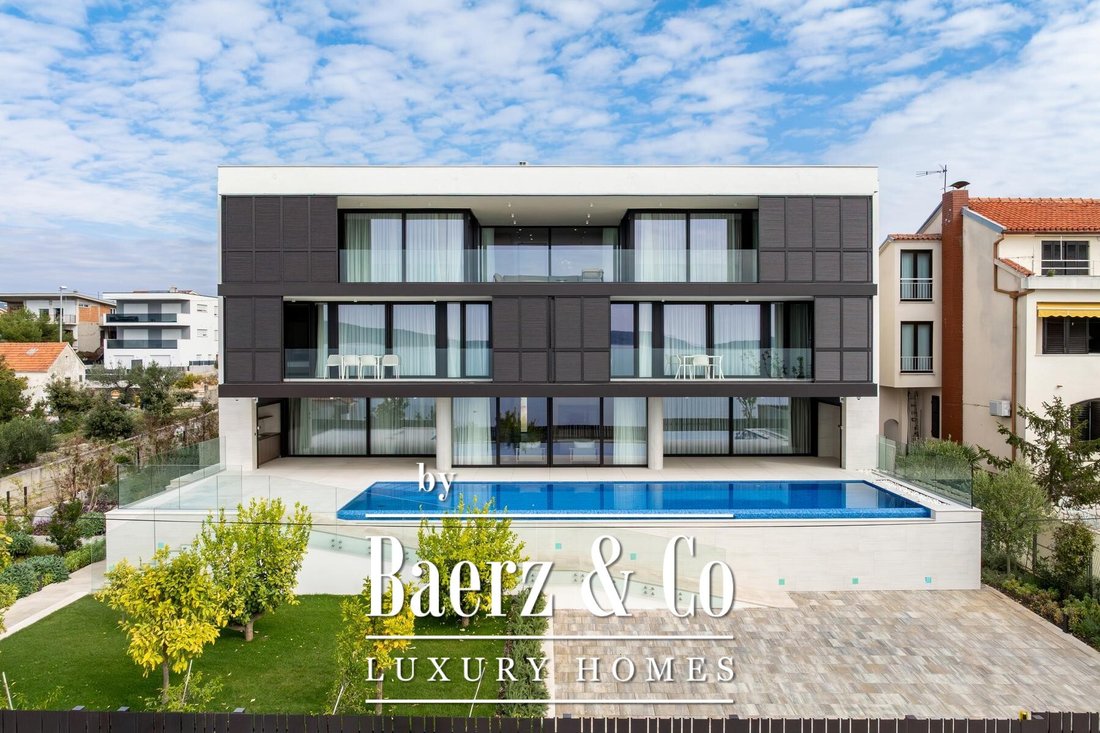 Villa en Brodarica, Condado de Šibenik-Knin, Croacia 3 - 18709026