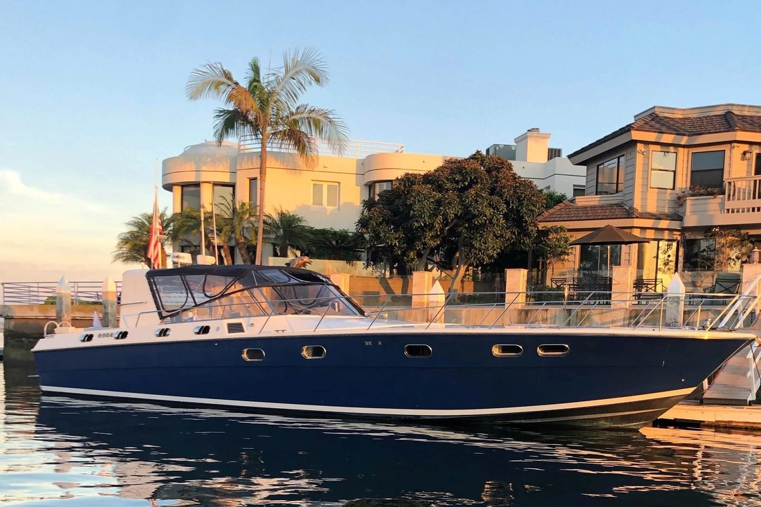 Motor Yacht in United States 1 - 17885378