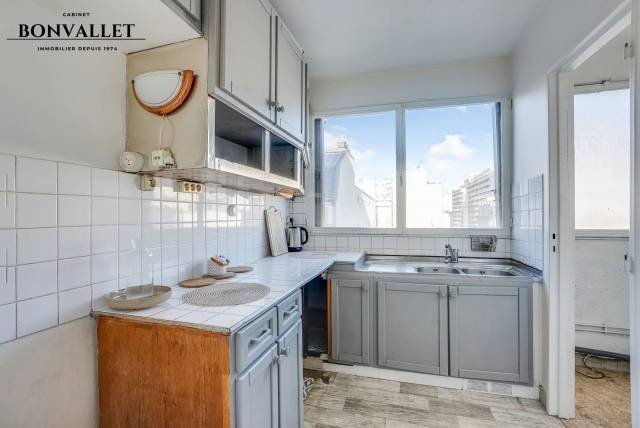 Apartment in Saint Lambert, Paris 15e Arrondissement, Paris 5 - 16981101