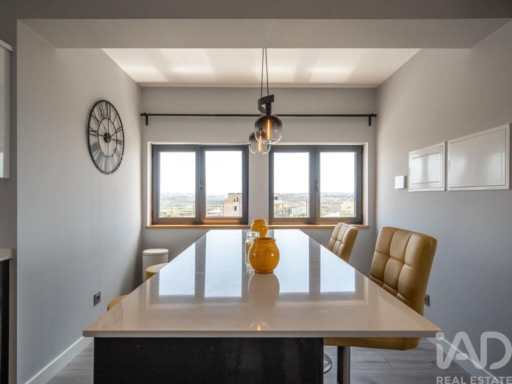 Apartment in Silveira, Lisbon, Portugal 5 - 18709378