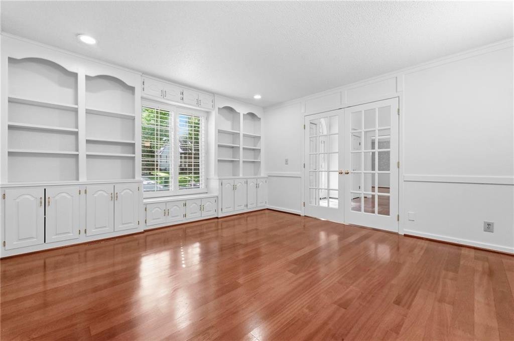 House in Overland Park, Kansas, United States 5 - 18706348
