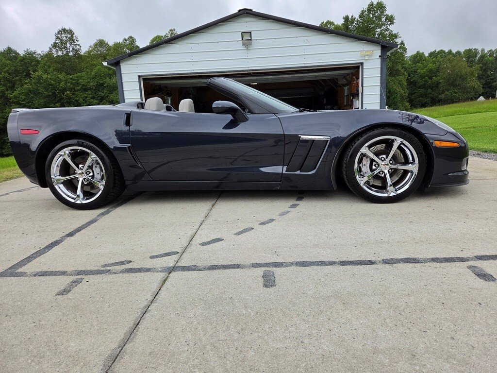 Chevrolet Corvette in Mount Airy, NC, United States 4 - 18711227