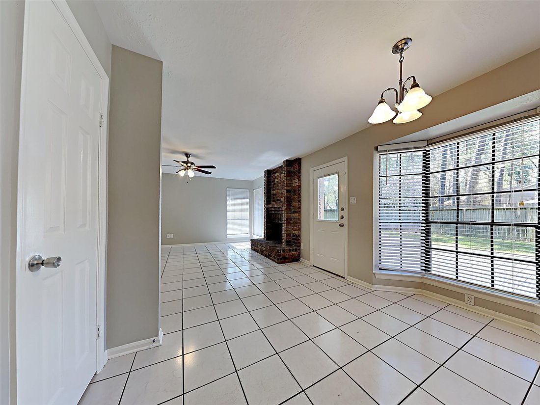 House in The Woodlands, Texas, United States 4 - 18708869