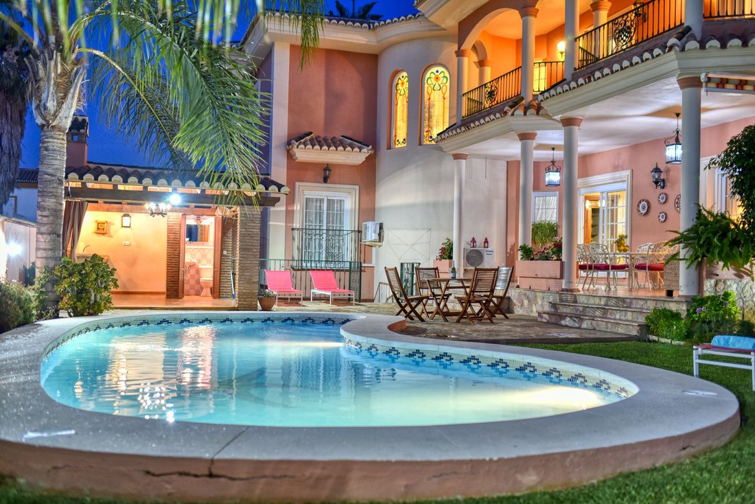 Villa in Alhaurin el Grande, Andalusia, Spain 4 - 18707326