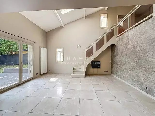 House in Écully, Auvergne-Rhône-Alpes, France 4 - 16461283