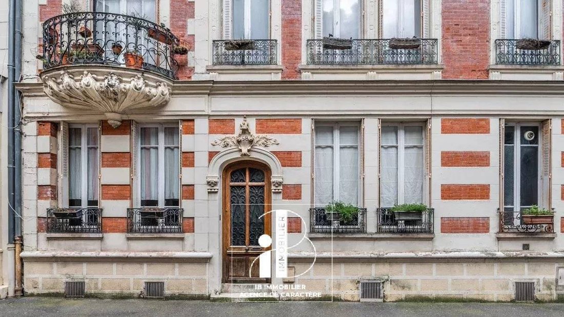 Casa en Fontainebleau, Isla de Francia, Francia 1 - 16327245