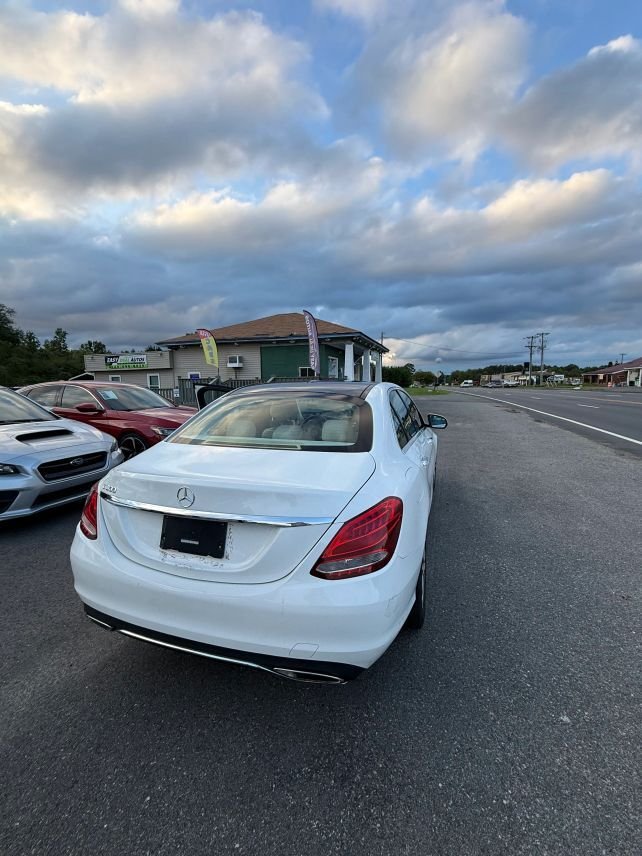 Sedan in Fredericksburg, VA, United States 5 - 18713545