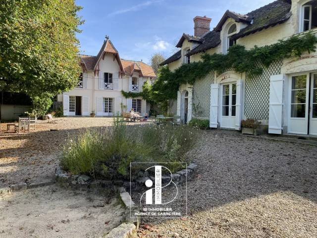 Haus in Arrondissement von Fontainebleau, Île-de-France, Frankreich 1 - 16485898
