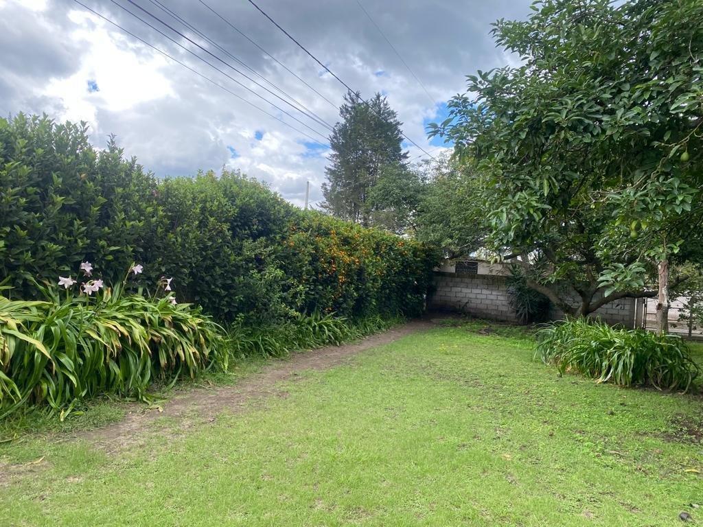 Land in Quito, Pichincha, Ecuador 2 - 18704338