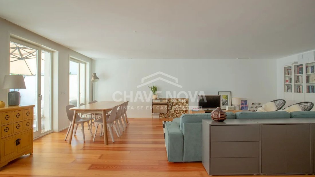 Apartment in Matosinhos e Leca da Palmeira, Porto District, Portugal 3 - 18579223