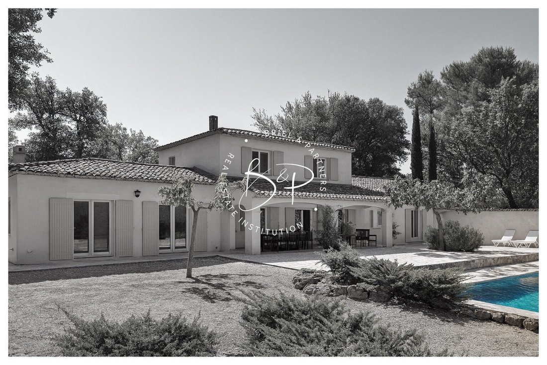 Villa in Saint-Antonin-du-Var, Provence-Alpes-Côte d'Azur, France 1 - 18704554