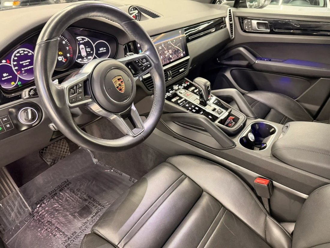 Suv in Pompano Beach, FL, United States 4 - 18709520