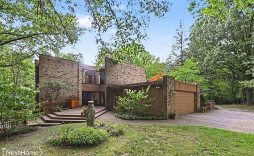 House in Holly, Michigan, United States 1