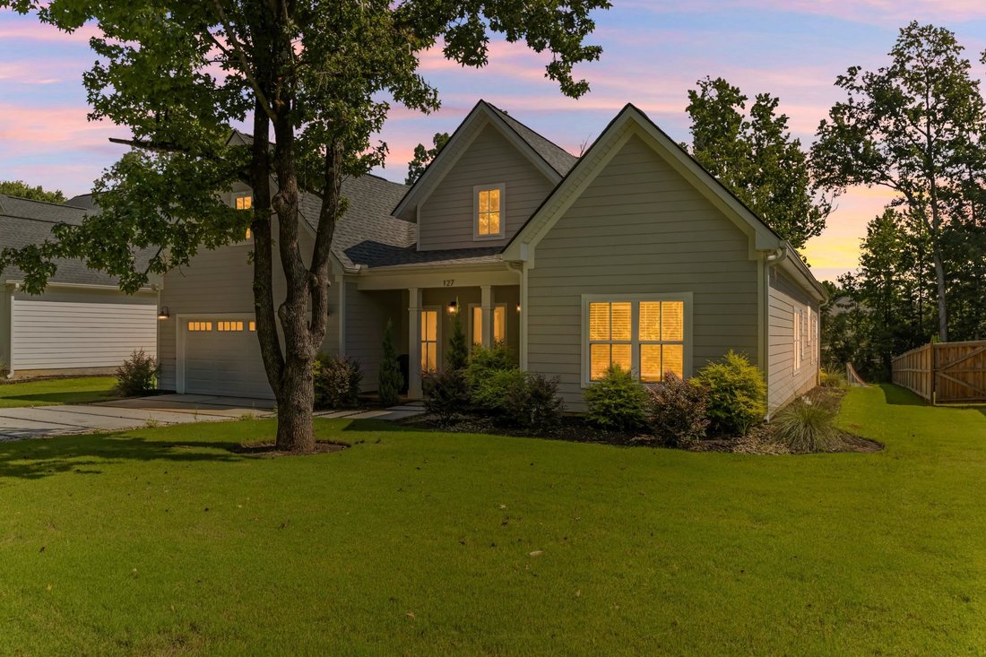 House in Greenville, South Carolina, United States 3 - 18703673