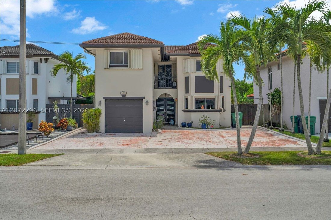 Maison à Miami, Floride, États-Unis 2 - 18706061