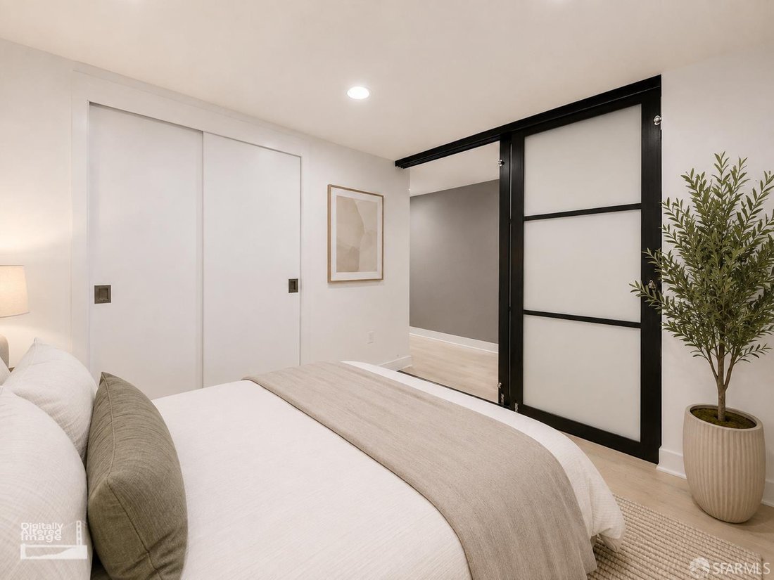 Condo in San Francisco, California, United States 5 - 18705087