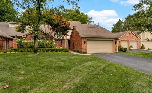 Townhouse in Beverly Hills, Michigan, United States 1