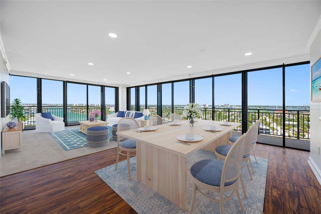 Condo in St. Pete Beach, Florida, United States 5 - 18702977