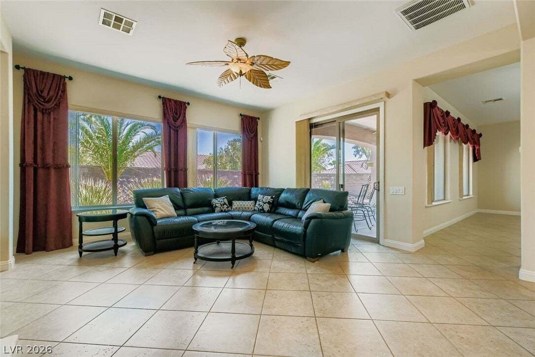 House in North Las Vegas, Nevada, United States 4 - 18713020
