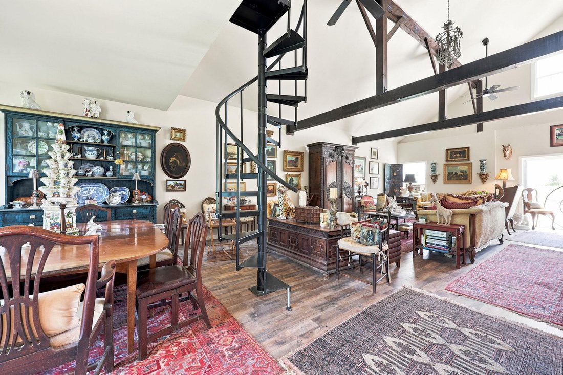 House in Versailles, Kentucky, United States 4 - 18711116