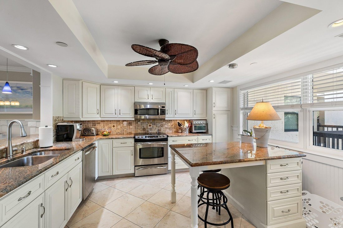 Condo in North Palm Beach, Florida, United States 5 - 18703823