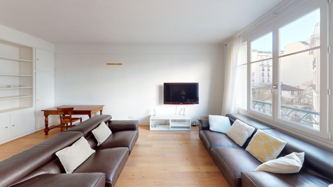 Apartment in Auteuil Sud, Paris 16e Arrondissement, Paris 3 - 18713543