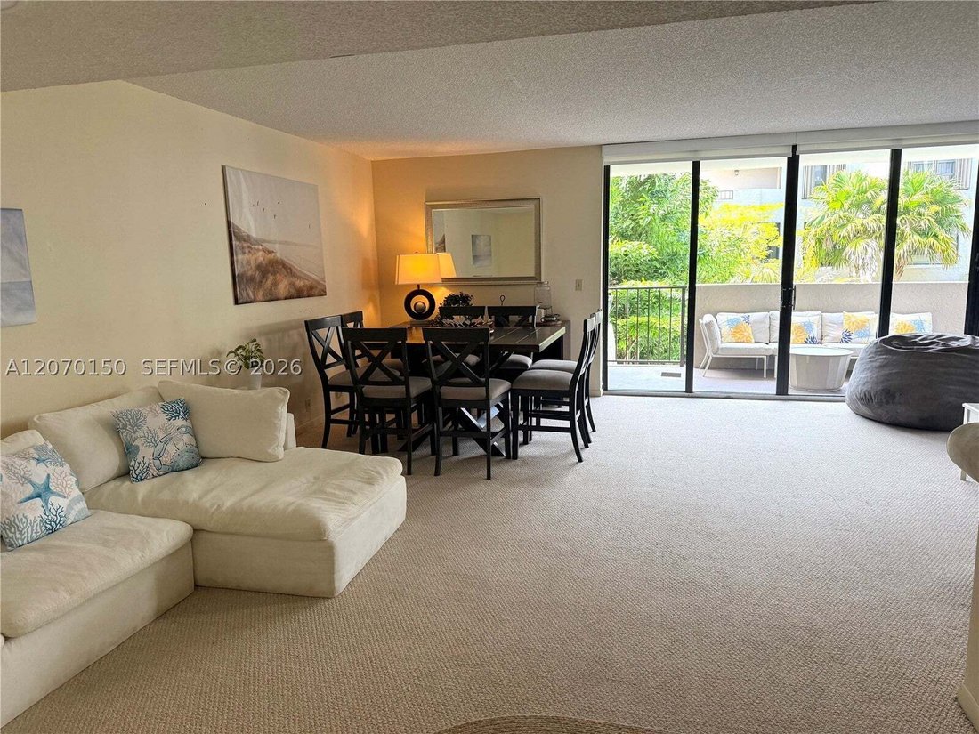 Condo in Key Biscayne, Florida, United States 3 - 18713857