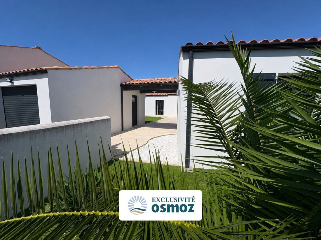 House in Dompierre-sur-Mer, Nouvelle-Aquitaine, France 1 - 18708276