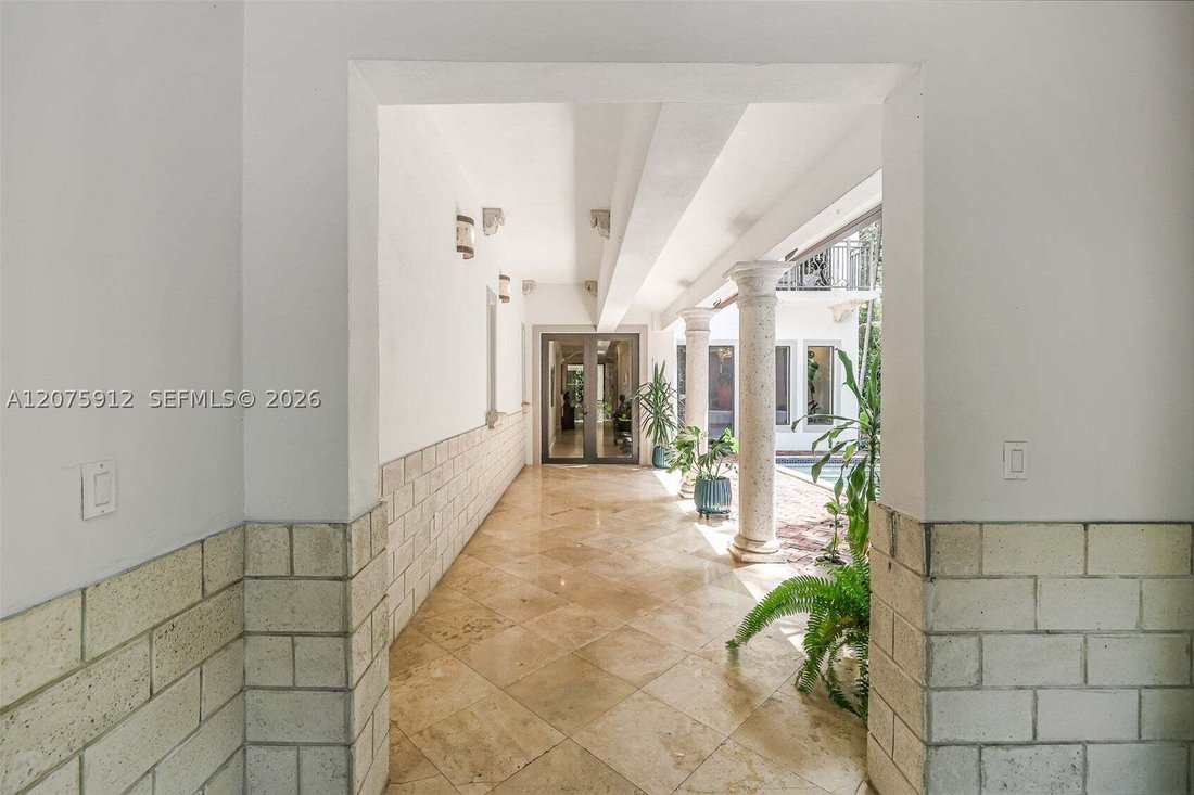 House in Miami, Florida, United States 5 - 18710143