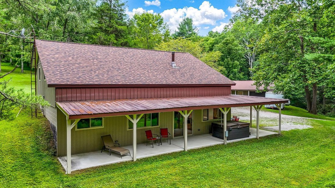 House in Logan, Ohio, United States 1 - 18705388