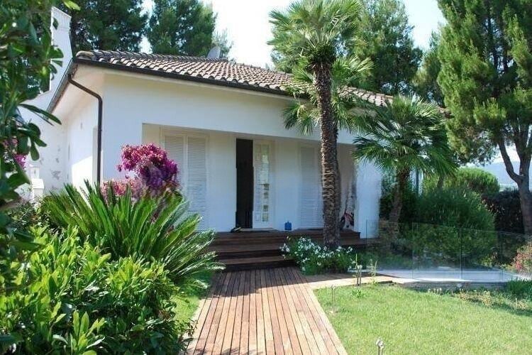 Villa in Numana, Marche, Italy 2 - 18702998