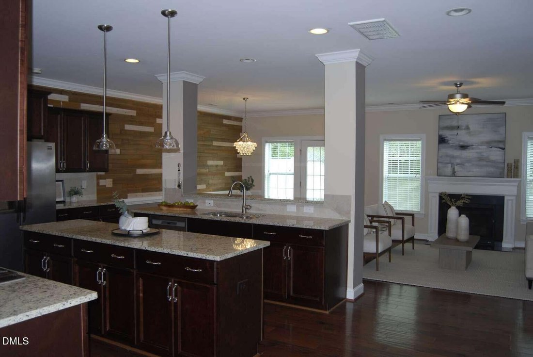 Townhouse in Apex, North Carolina, United States 3 - 18713157