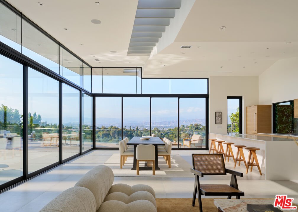 House in Los Angeles, California, United States 3 - 18706492