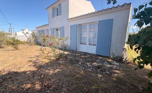 Villa in Nord Ouest, Ile d'Yeu, France 1