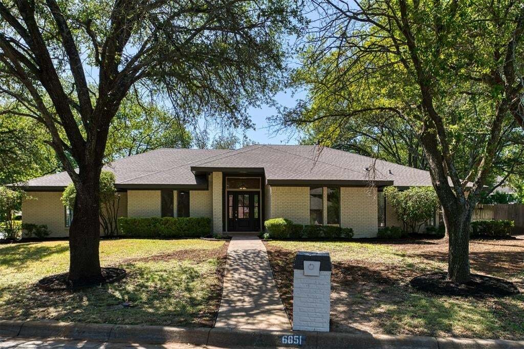 House in Fort Worth, Texas, United States 1 - 18706757