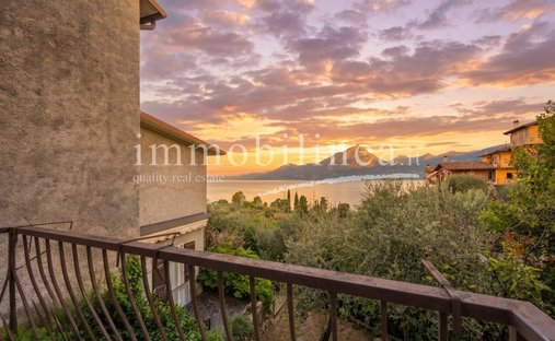 Country House in Torri del Benaco, Veneto, Italy 1