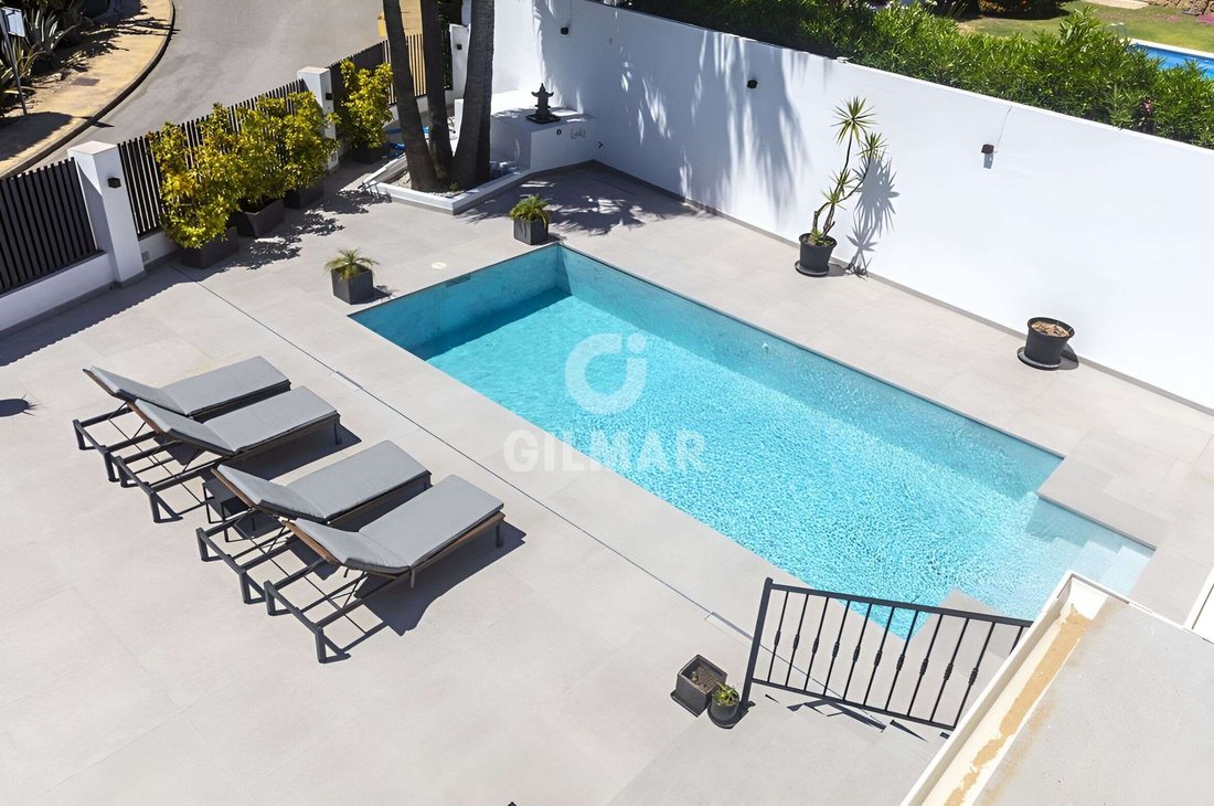 Villa in Estepona, Andalusien, Spanien 3 - 18708902