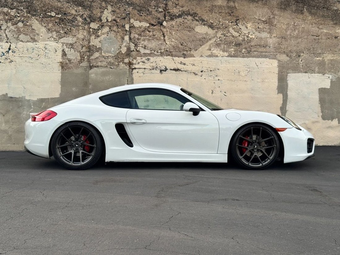 Coupe in Roseville, CA, United States 5 - 18707777