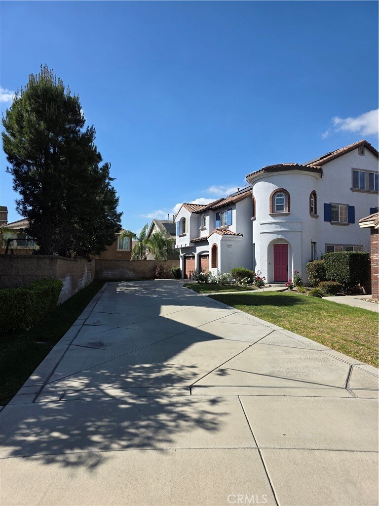 House in Fontana, California, United States 2 - 18707000