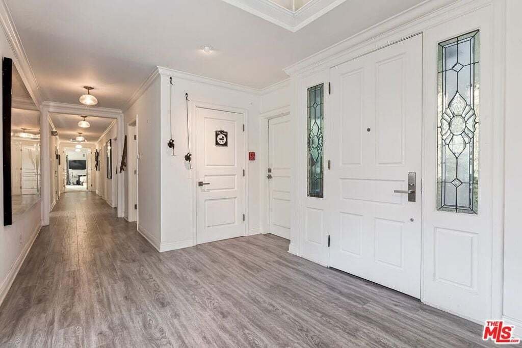 Condo in Beverly Hills, California, United States 3 - 18705307