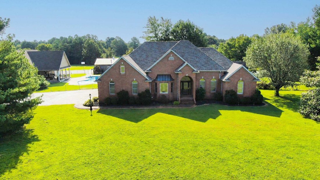 House in Benton, Kentucky, United States 1 - 18713835