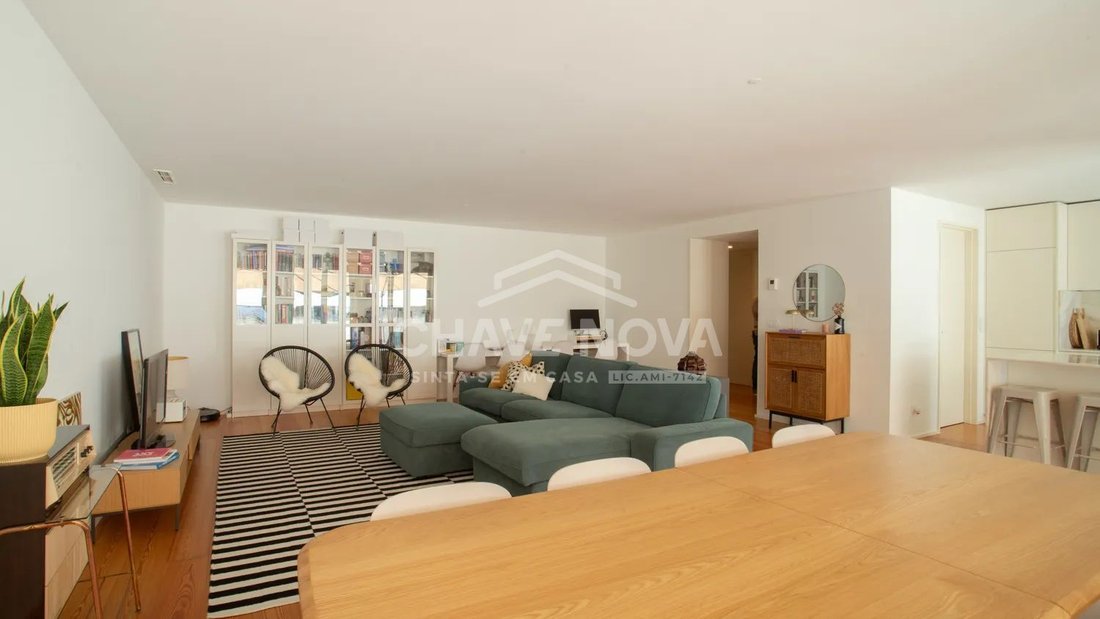 Apartment in Matosinhos e Leca da Palmeira, Porto District, Portugal 2 - 18579223