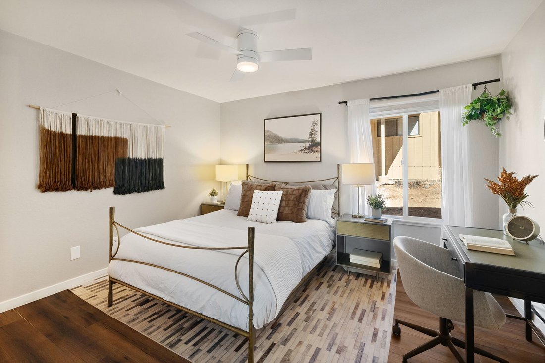 Condo in Incline Village, Nevada, United States 3 - 18709076