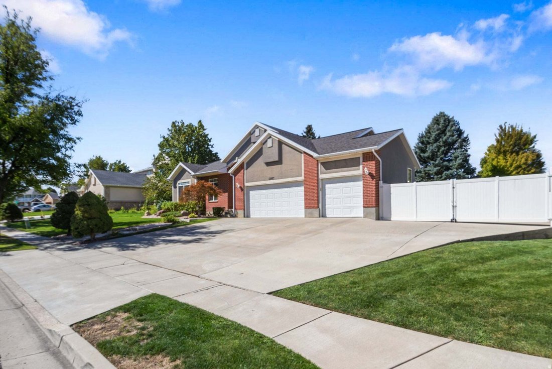 House in South Jordan, Utah, United States 4 - 18703039