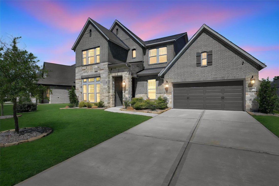 House in Conroe, Texas, United States 5 - 18708872