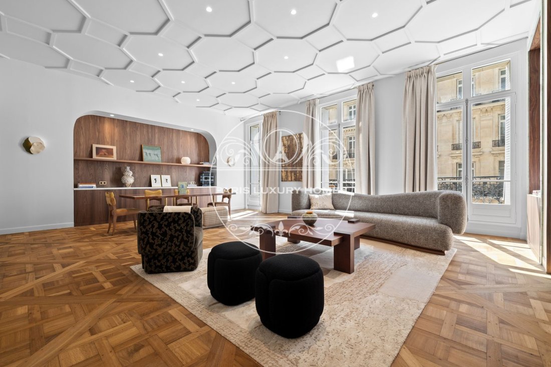 Apartment in Saint Gervais, Paris 4e Arrondissement, Paris 1 - 18709093